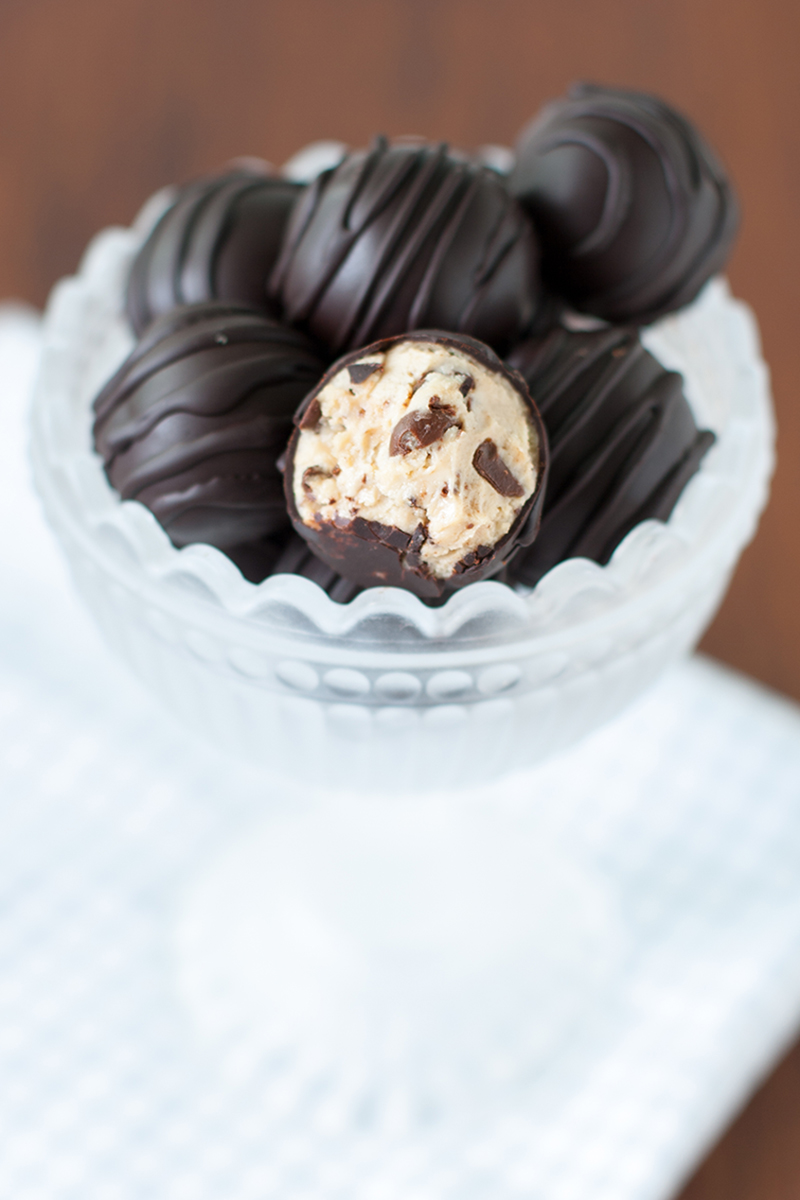 Peanut Butter Cheesecake Balls 02