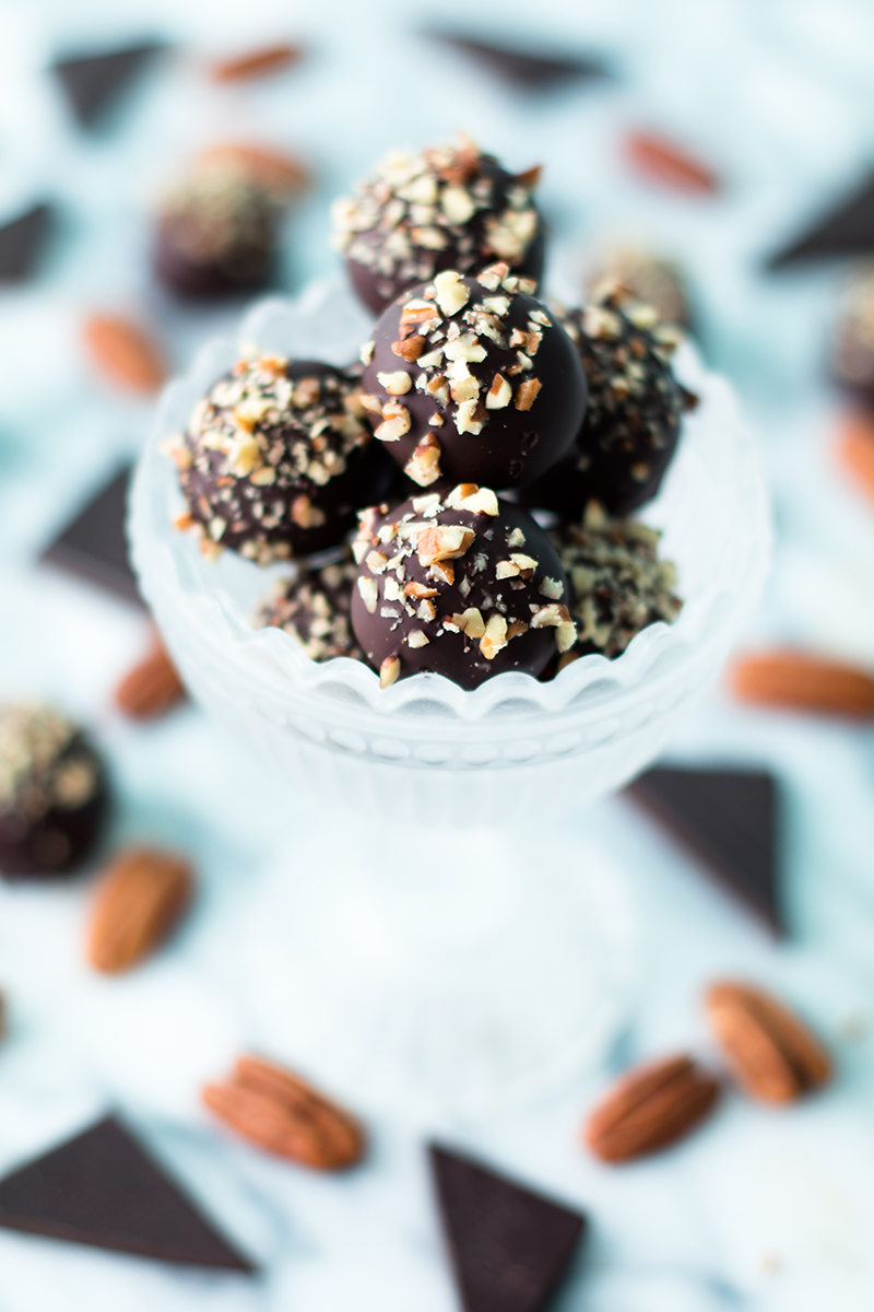 Pecan Pie Truffles | Baker vs. Runner